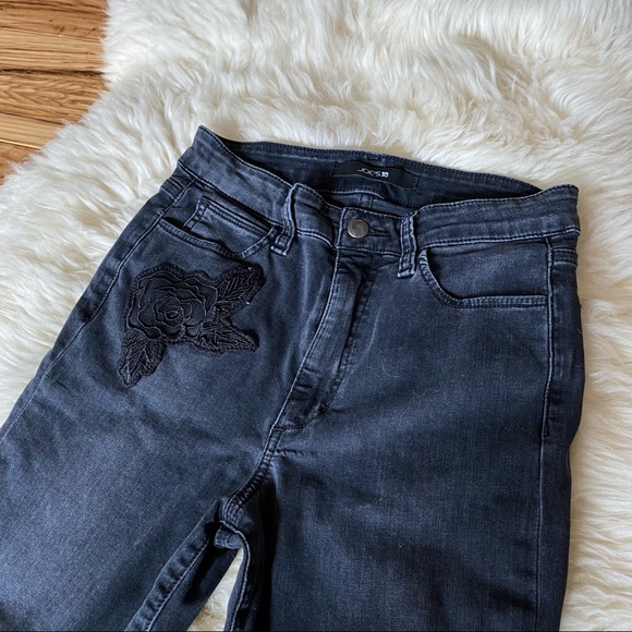 Joe’s Jeans The Charlie Skinny Ankle Grey Embroidered flowers Size 26 - Picture 4 of 12